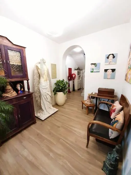 B&B Vegan La Mucca Felice - Grazioso Appartamento Nel Verde Rancio Valcuvia Italia