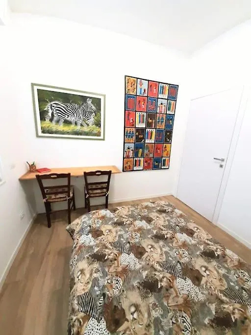 B&B Vegan La Mucca Felice - Grazioso Appartamento Nel Verde Rancio Valcuvia 0*,  Italie