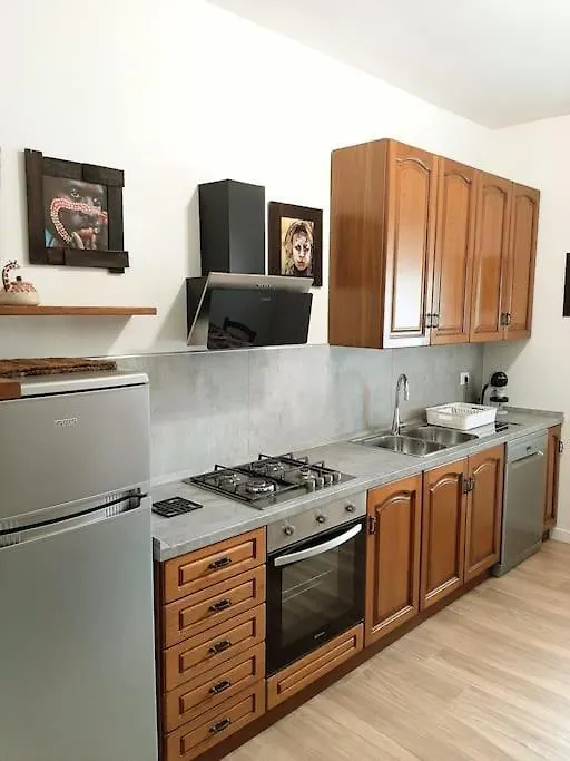 B&B Vegan La Mucca Felice - Grazioso Appartamento Nel Verde Rancio Valcuvia 0*,  Italie